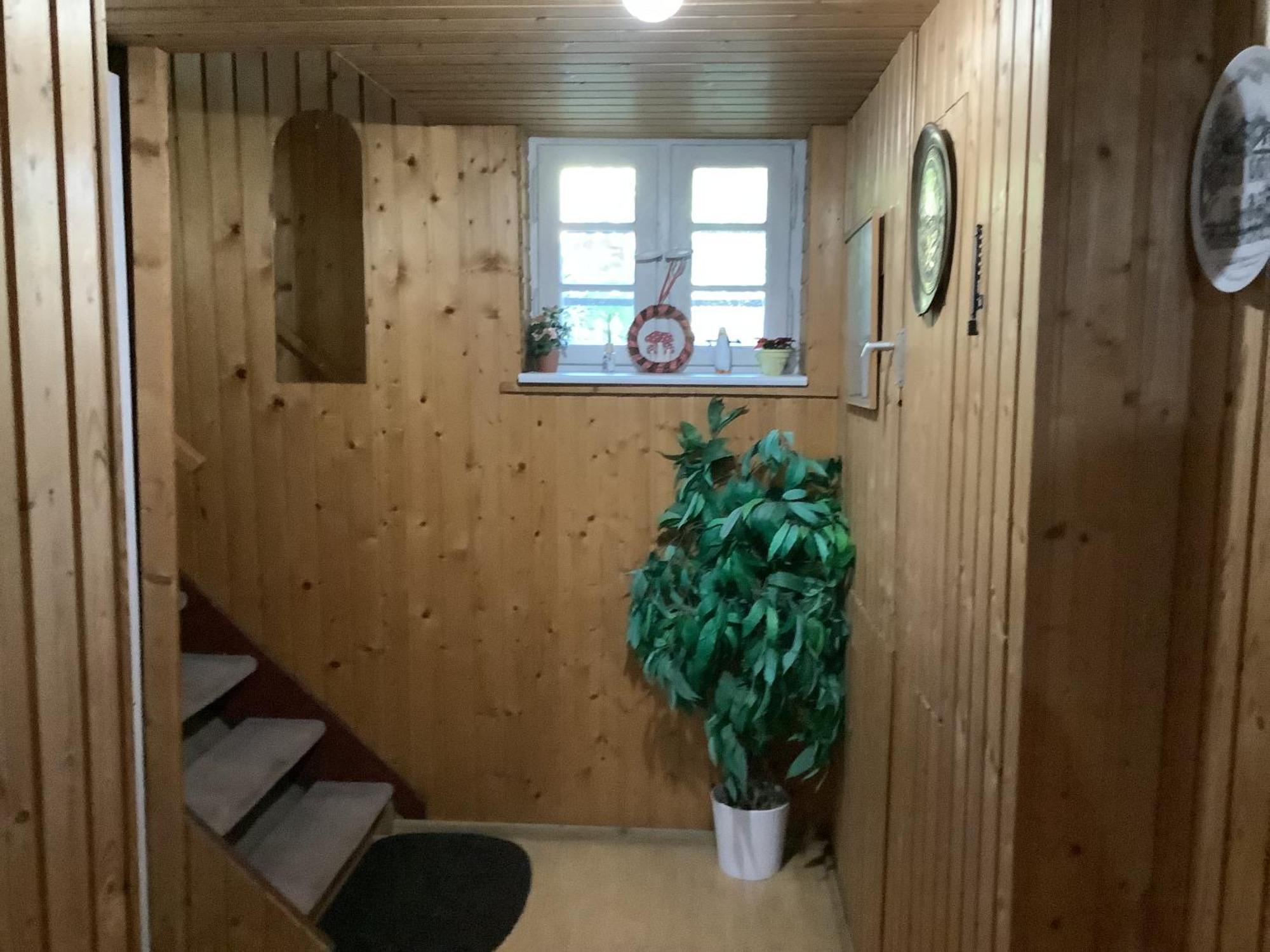 Schoenes Zimmer Im Seterant/Untergeschoss Essen Bagian luar foto